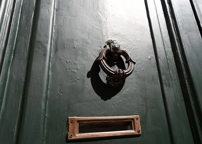 Leccemia לינה וארוחת בוקר 3*