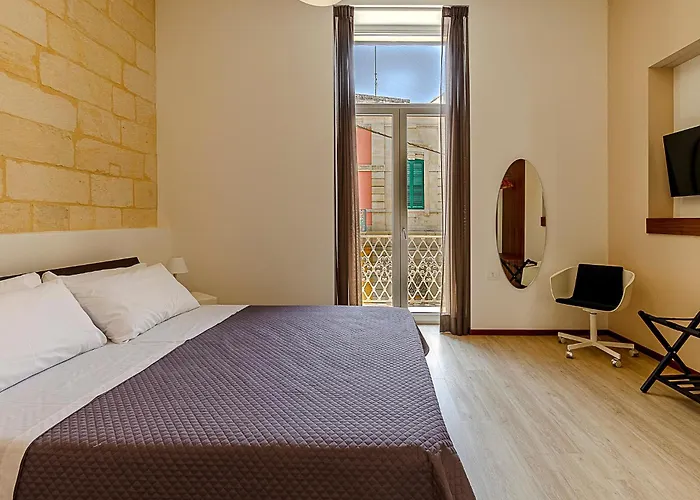 Leccemia לינה וארוחת בוקר