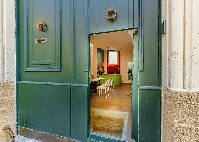 Leccemia לינה וארוחת בוקר 3*